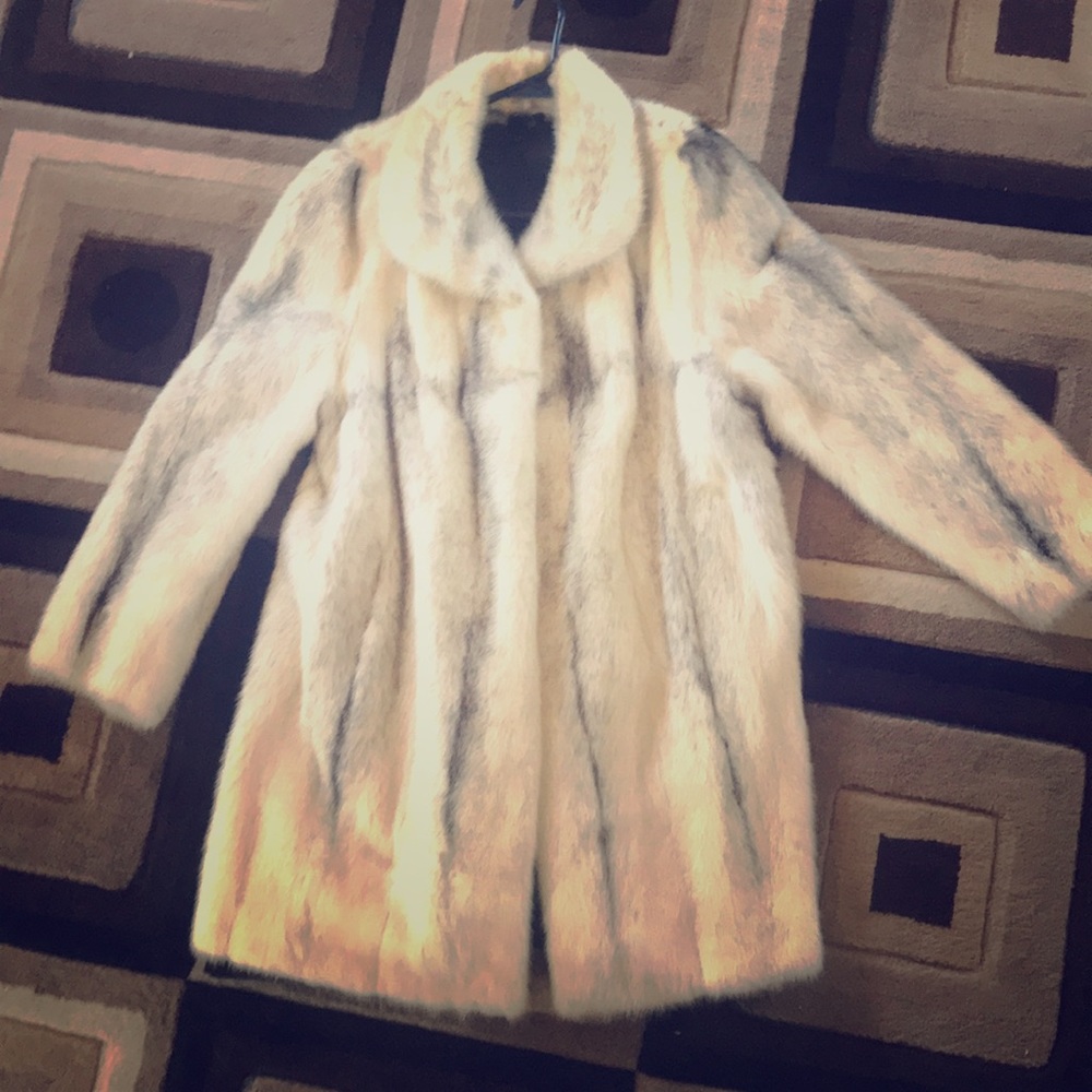💯 % mink coat